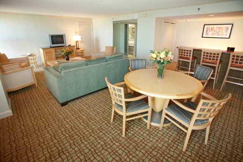 Doubletree By Hilton Virginia Hotel Virginia Beach