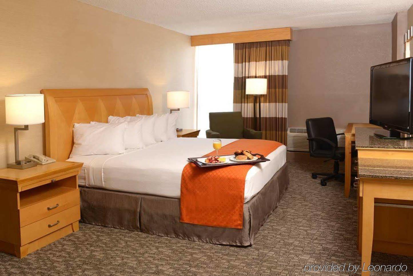 Doubletree By Hilton Virginia Hotel Virginia Beach