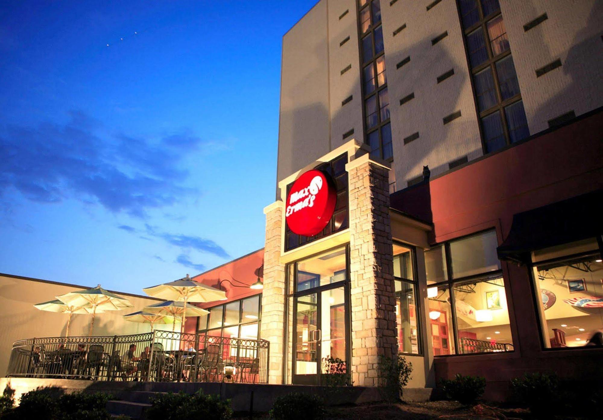Doubletree By Hilton Virginia Hotel