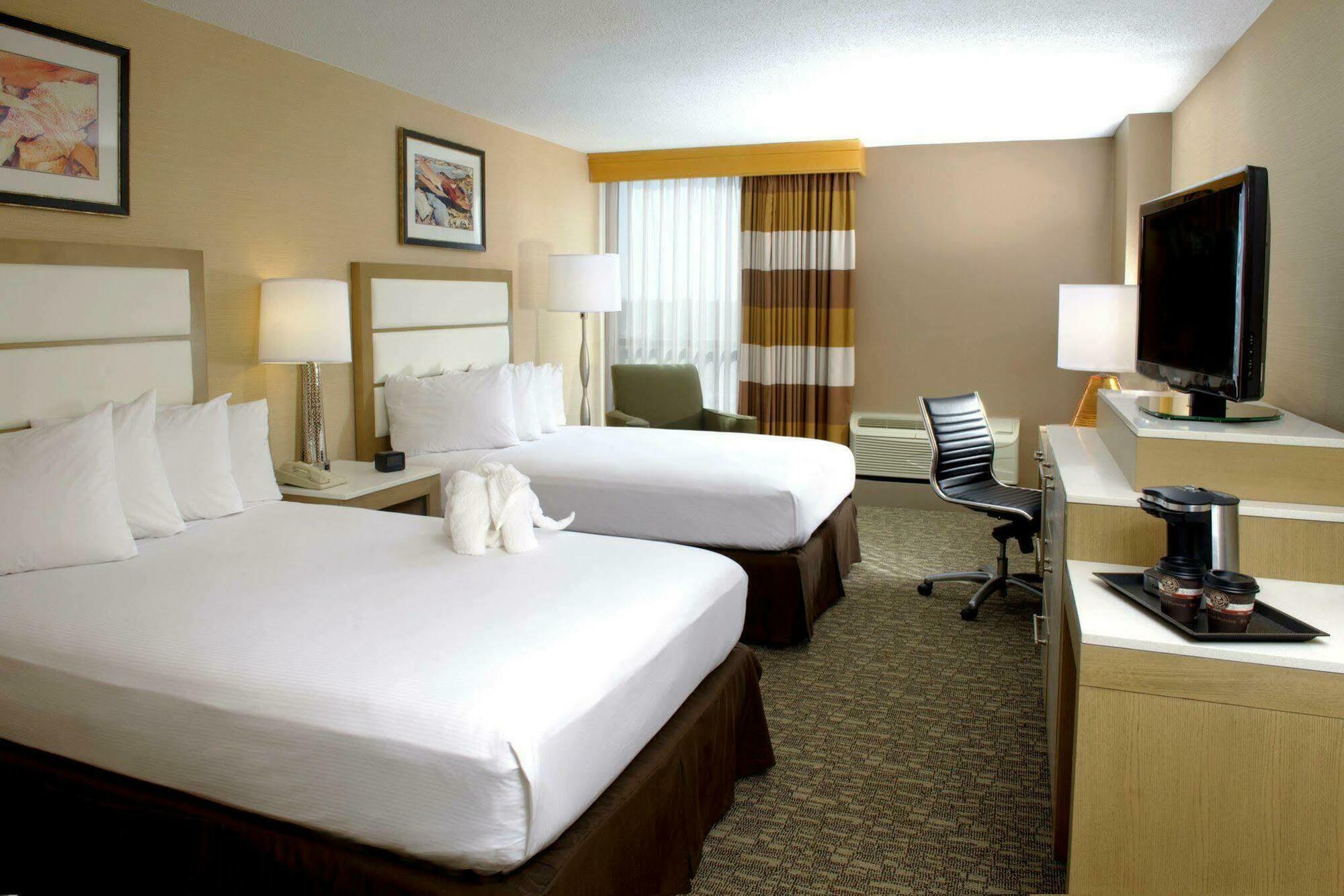 Doubletree By Hilton Virginia Hotel
